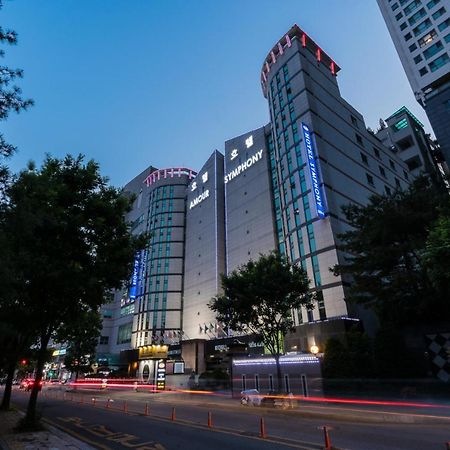 Symphony Hotel Suwon Exterior foto